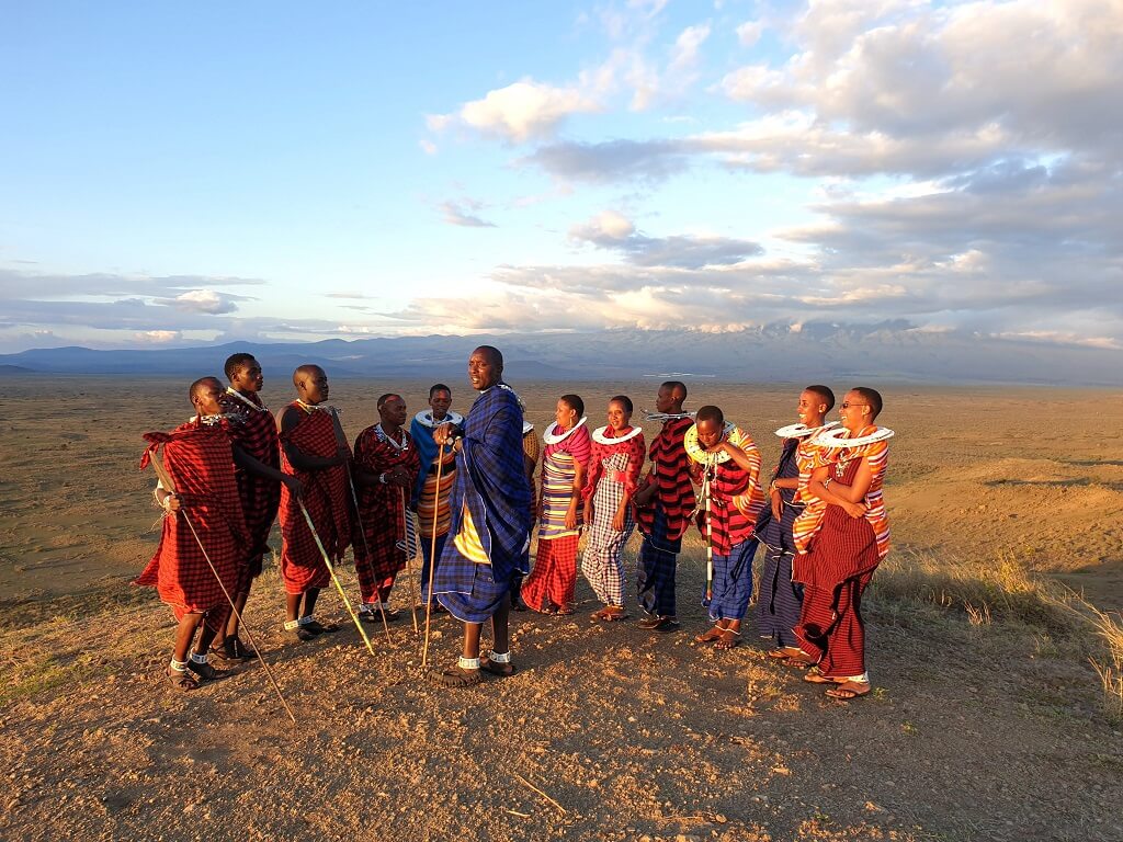 Zingen en springen gebeurt veel bij de Maasai