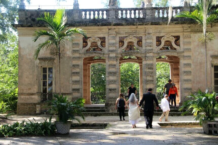 Vizcaya Museum is een populaire plaats voor bruidsfoto's