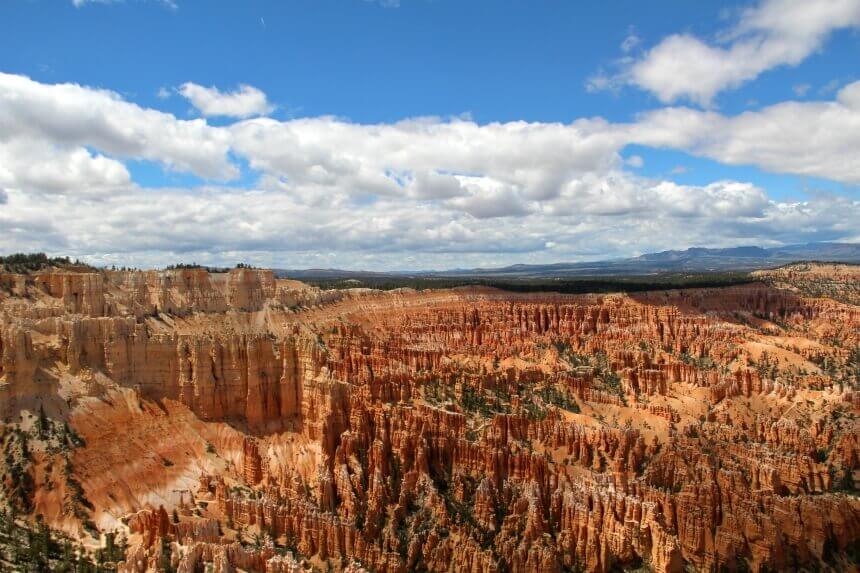 Het landschap van Bryce Canyon is spectaculair