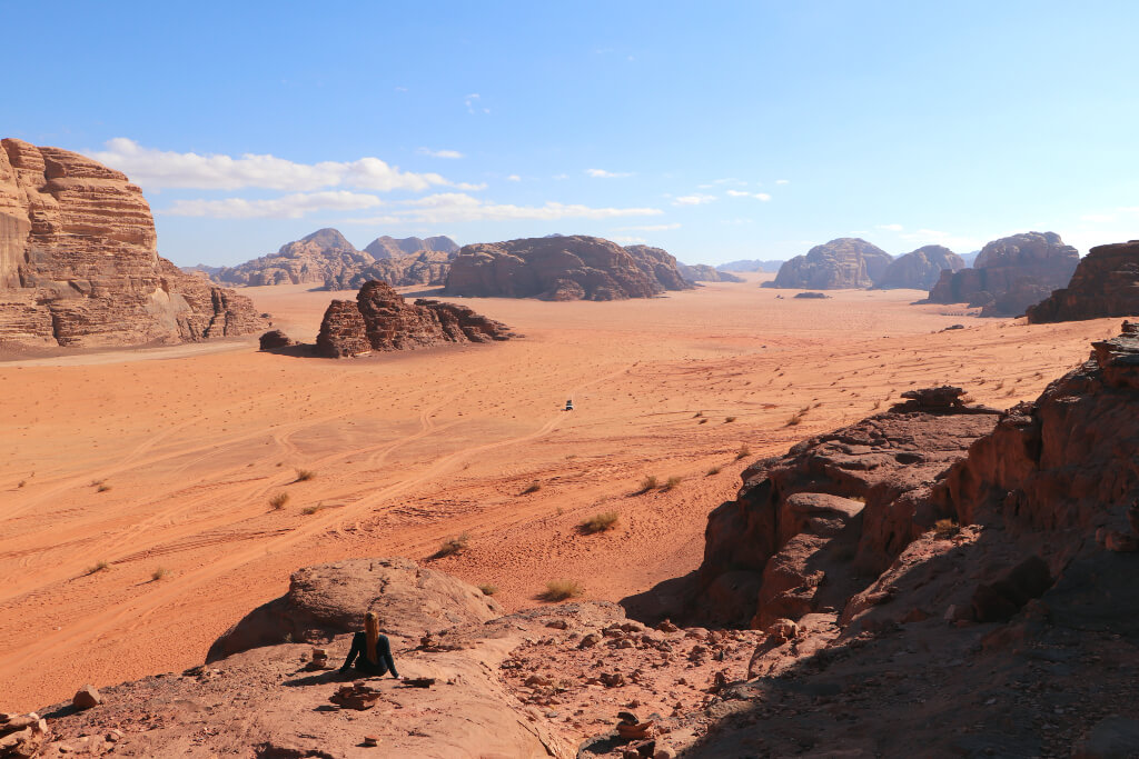 Het landschap van de Wadi Rum woestijn is fantastisch