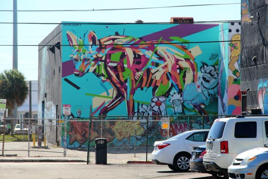 Street art met daaronder een sleeve van graffiti