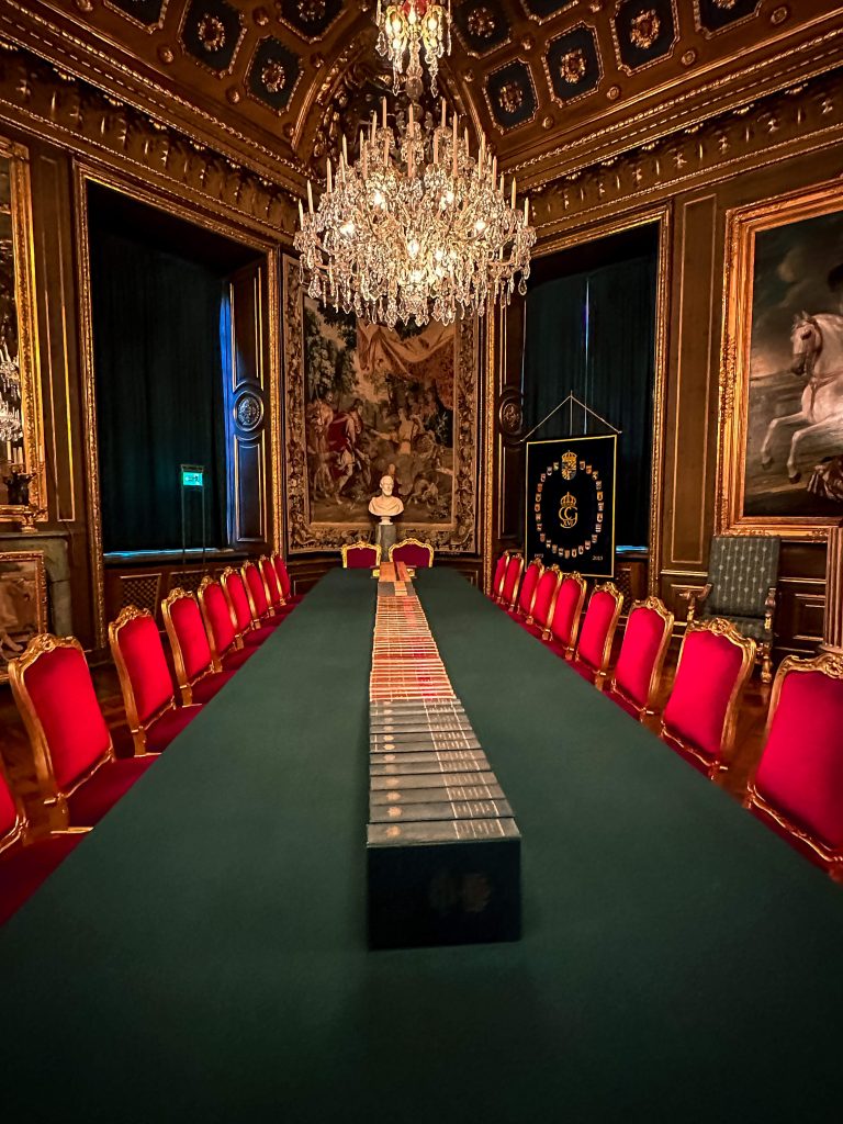 De beroemdste tafel van Kungliga Slottet in Stockholm