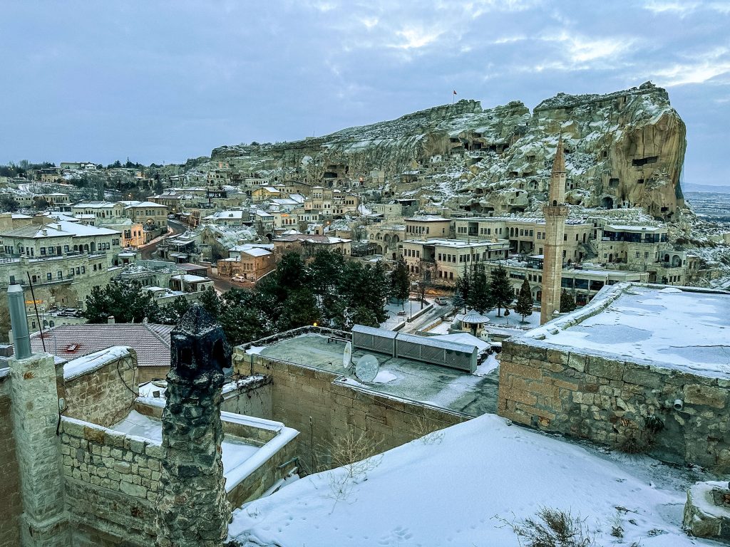 Het uitzicht vanaf Temenni Hill in Urgup Cappadocië