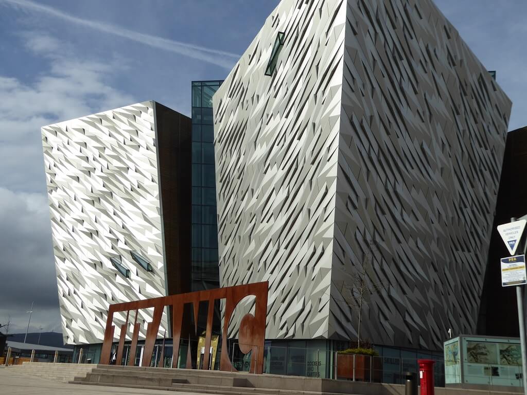 Het imposante Titanic Museum in Belfast