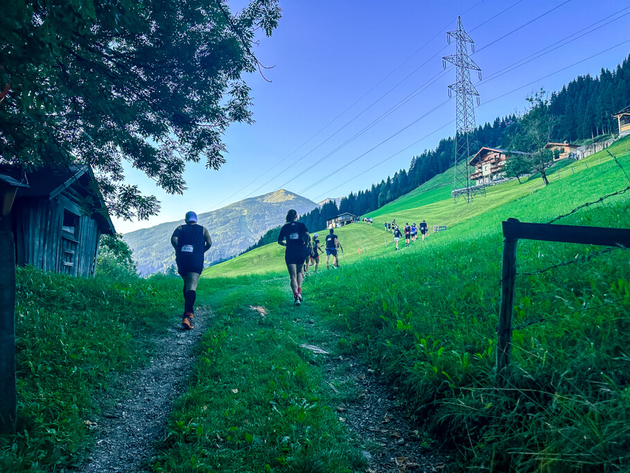 De 15k trailrunning race van de Adidas Terrex Infinite Trails gaat over de Schlossalm