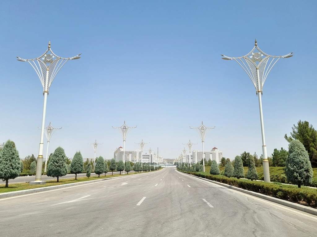 De lege wegen van Ashgabat