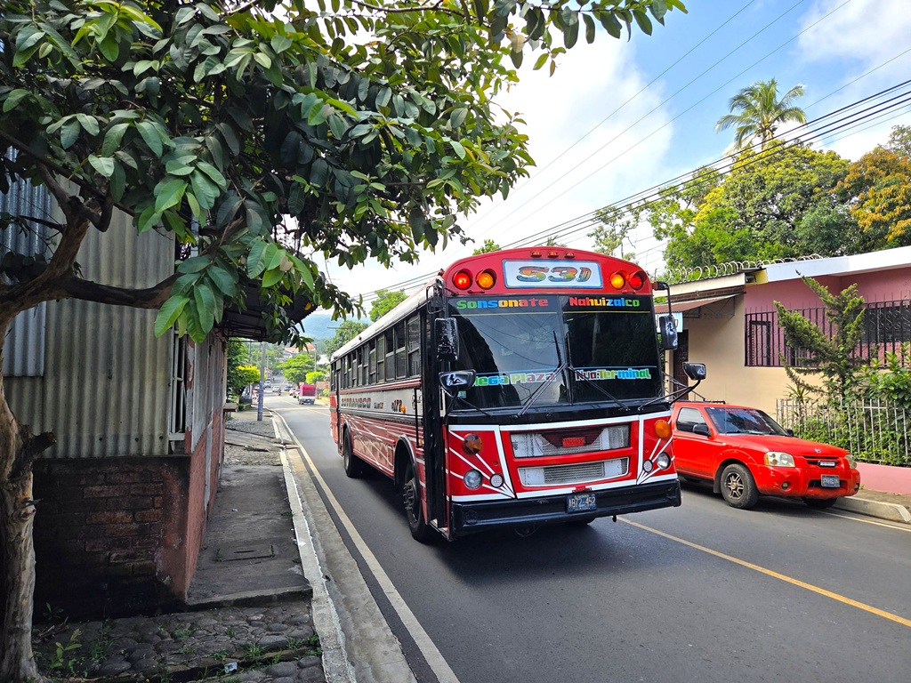 Tijdens je rondreis door El Salvador kun je gebruikmaken van de chicken buses