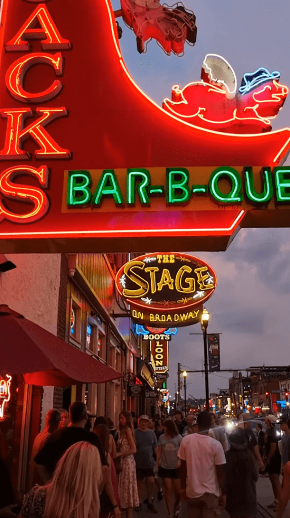 Broadway op nashville kun je niet overslaan tijdens je stedentrip