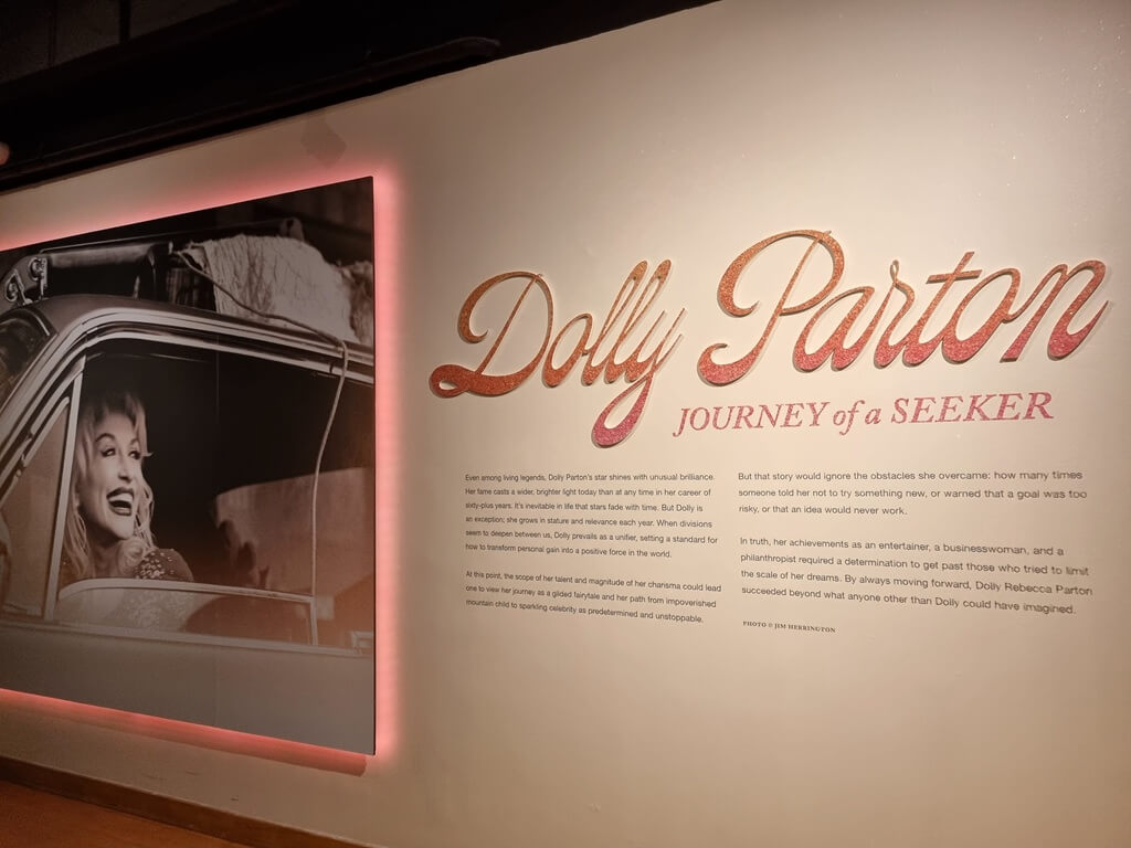Wie is er niet dol op Dolly Parton!