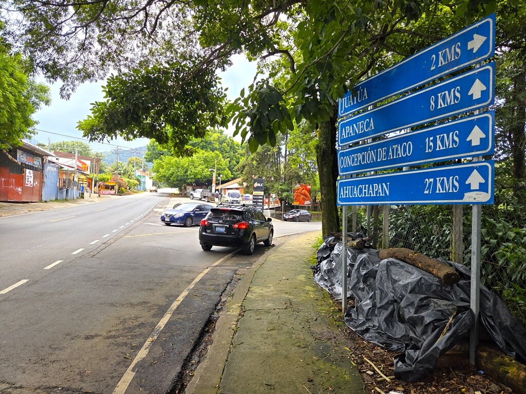 Afstanden tussen de dorpjes op de ruta de las flores in el salvador