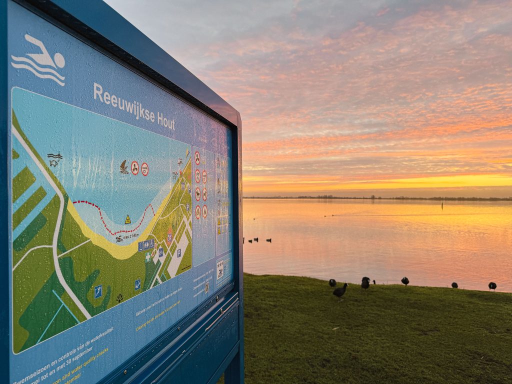 Zonsopgang bij de Reeuwijkse Plassen