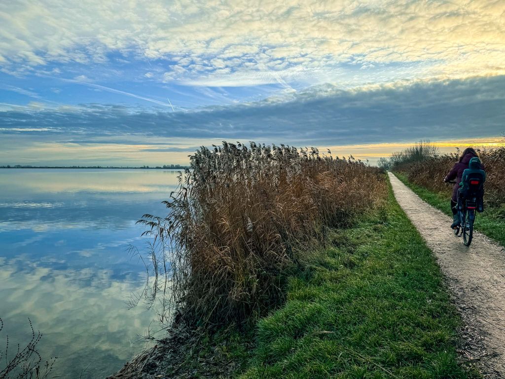 Fietsen bij de Reeuwijkse Plassen
