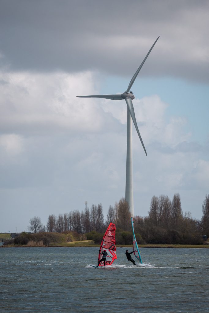 Surfen op het Grevelingenmeer