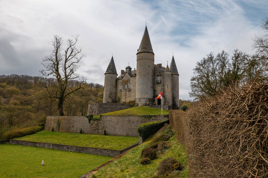 Kasteel Vêves nabij Namen in Belgie