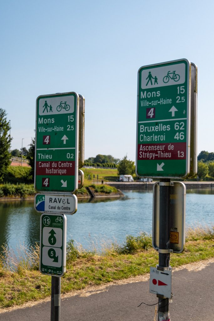 Ravelpaden en fietsknooppunten in Wallonië