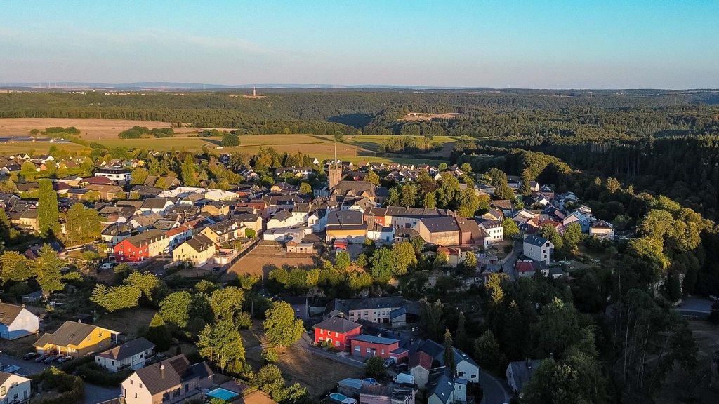 Lucht foto van Beaufort Luxemburg