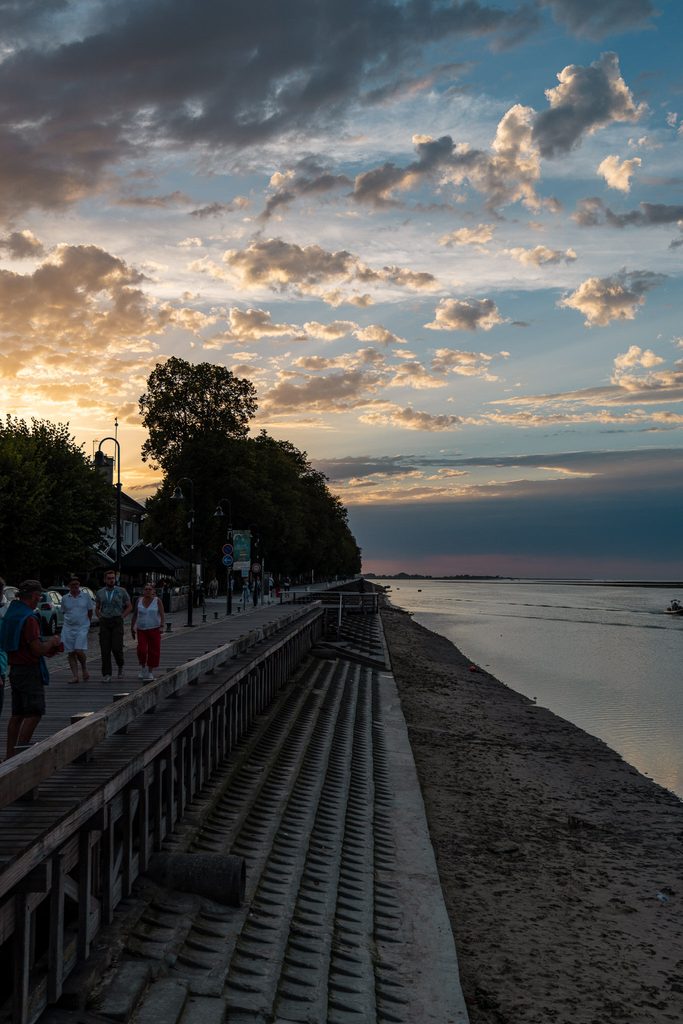 Boulevard in Saint-Valery-sur-Somme aan de baai van Somme