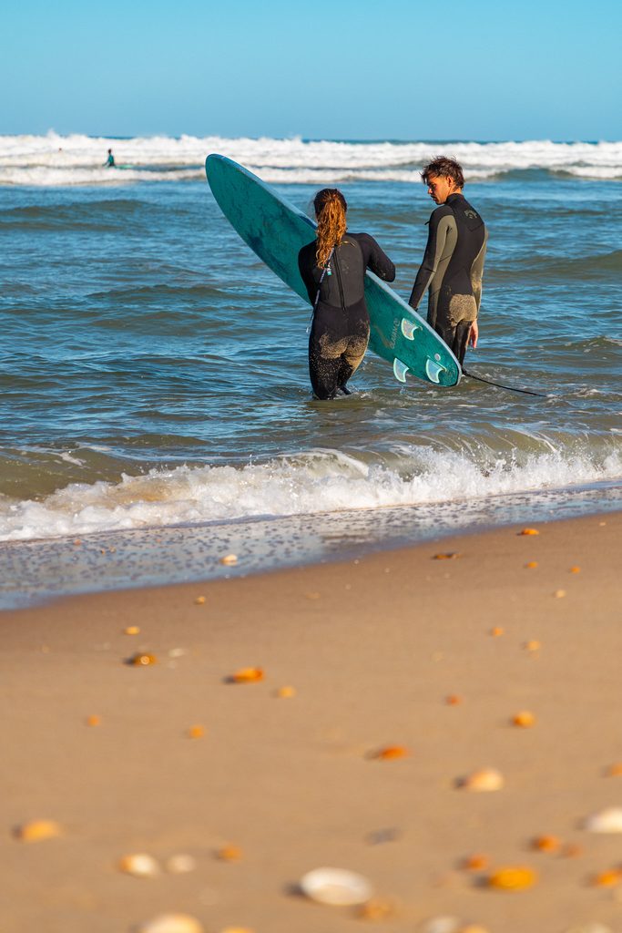 Surfen op de Atlantische Oceaan bij Cap Ferret